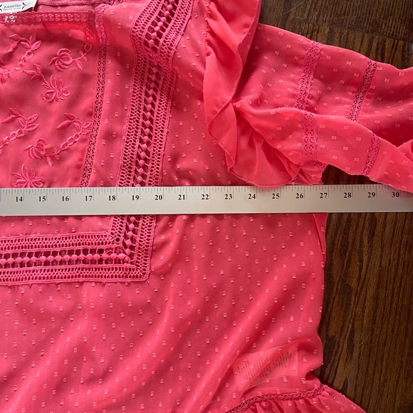 EUC - Nanette Lapore blouse in a gorgeous coral color. Lots of beautiful detail - Picture 5 of 6